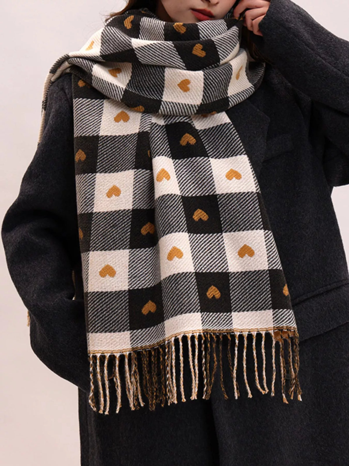 Heart Plaid Tassel Scarf