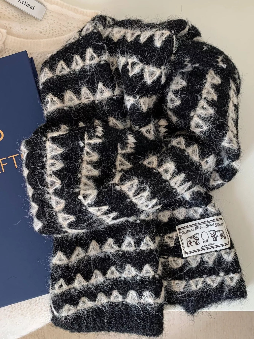 Vintage Knitted Pattern Scarf
