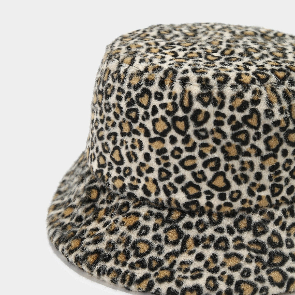 Leopard Plush Fisherman Hat - Cozy Winter Street Style