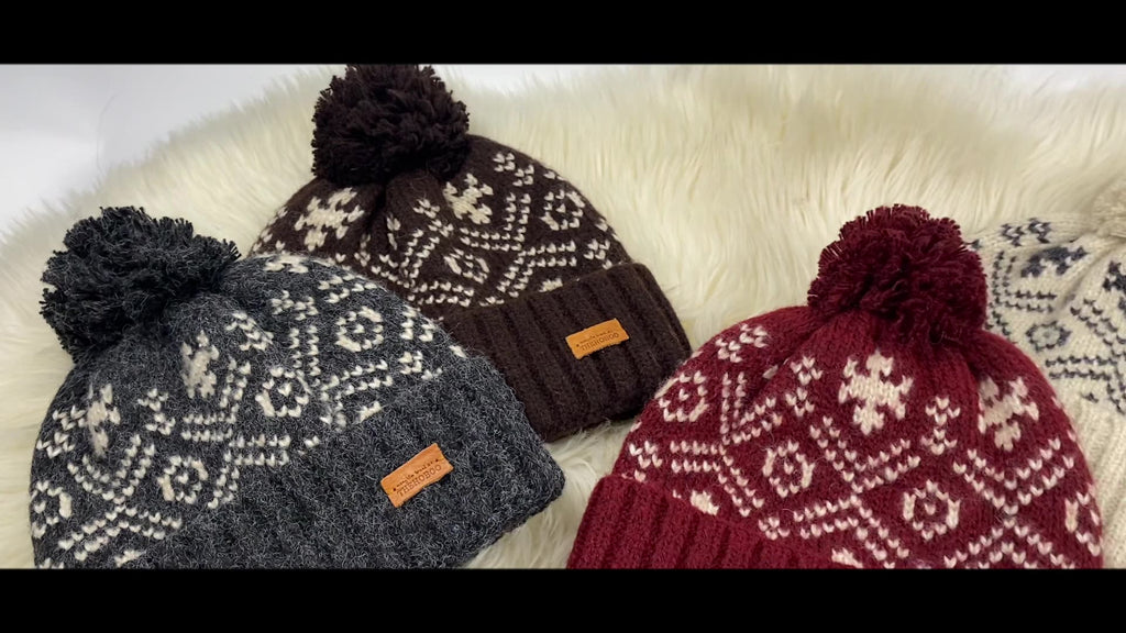 Cozy Korean Red Wool Hat: Ear Protection & Winter Warmth
