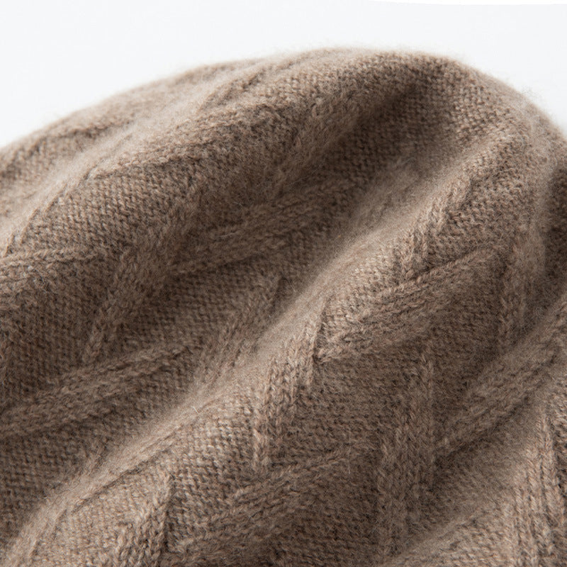 Soft Cashmere Beanie: Luxurious Winter Warmth