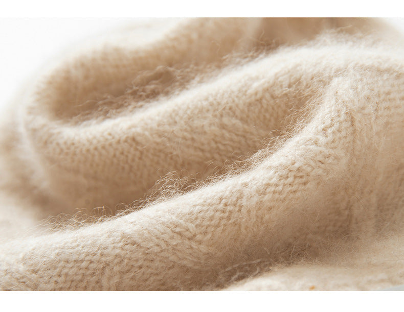 Soft Cashmere Beanie: Luxurious Winter Warmth