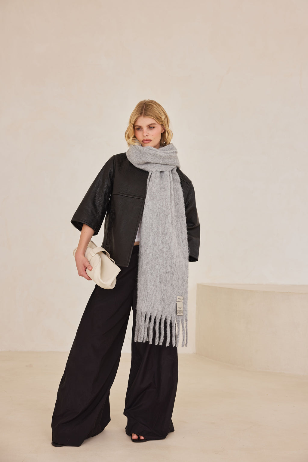 The Reykjavik Scarf with Wool - Grey