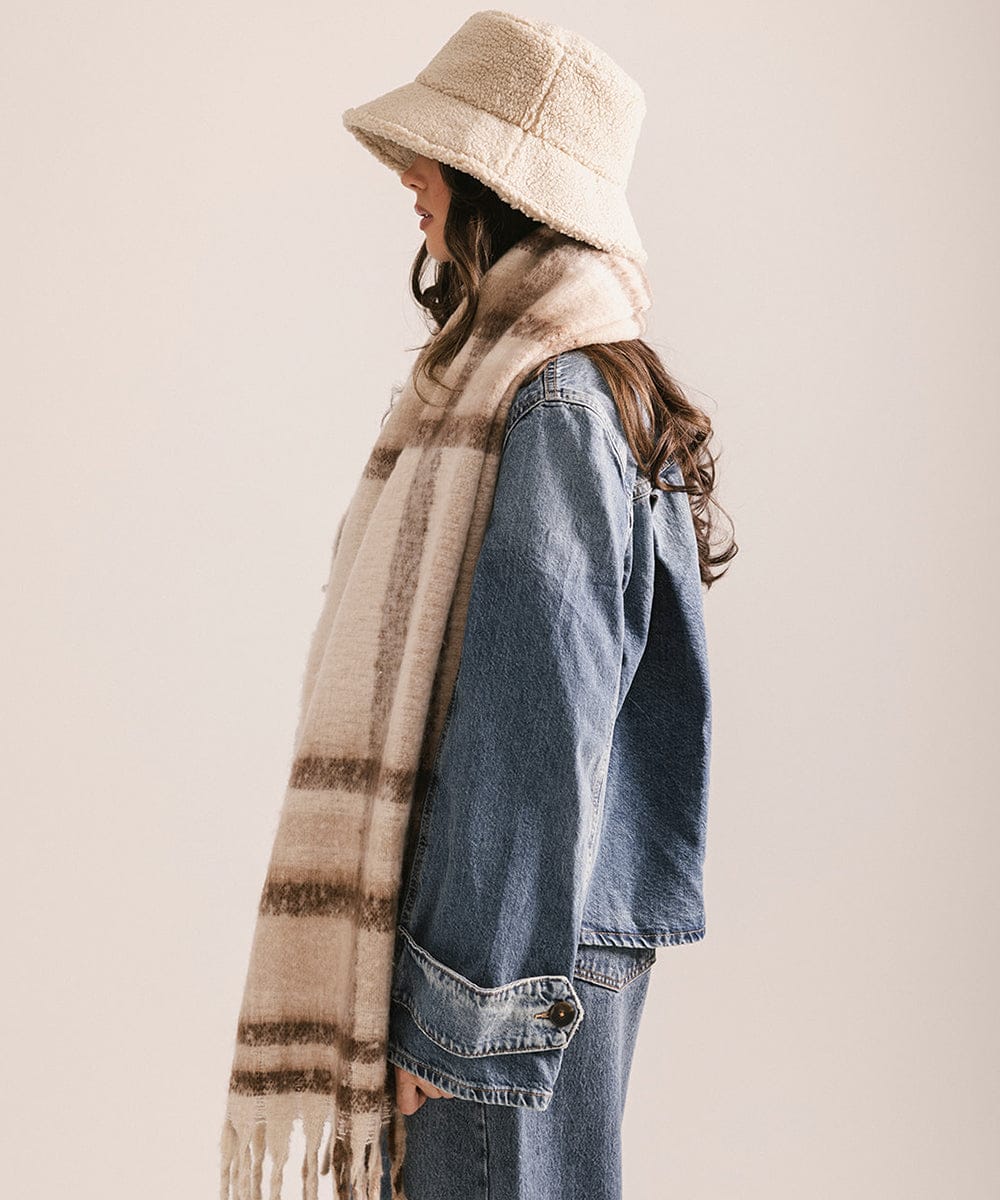 Mik Oversized Knit Scarf